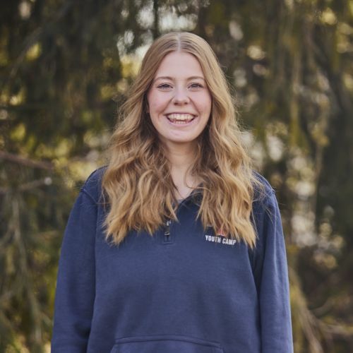 white female smiling