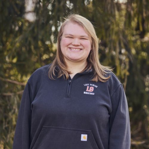 white female smiling