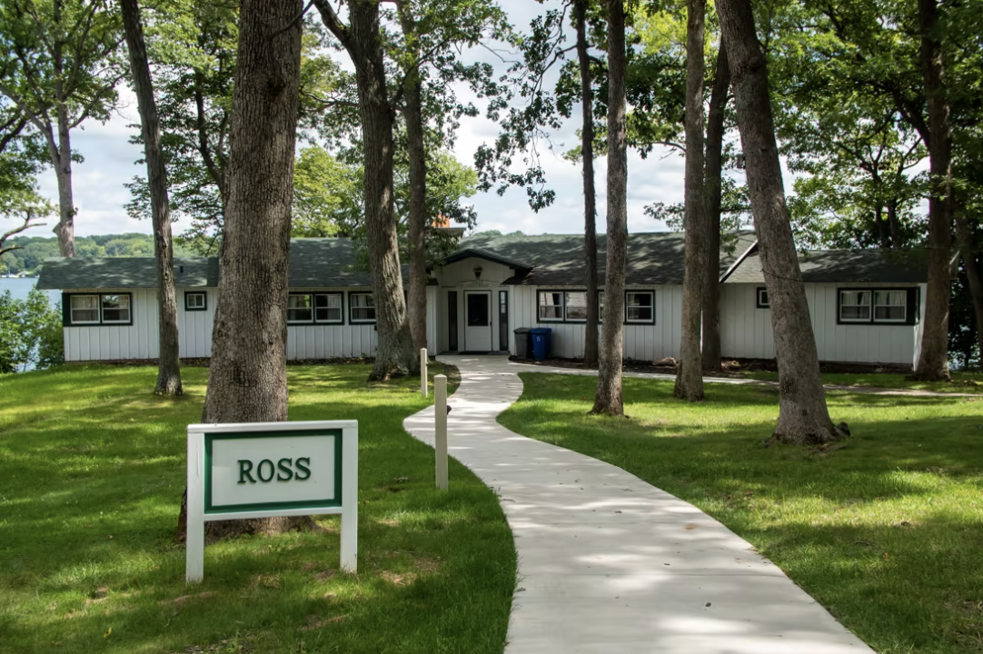 Ross Guest Lodge
